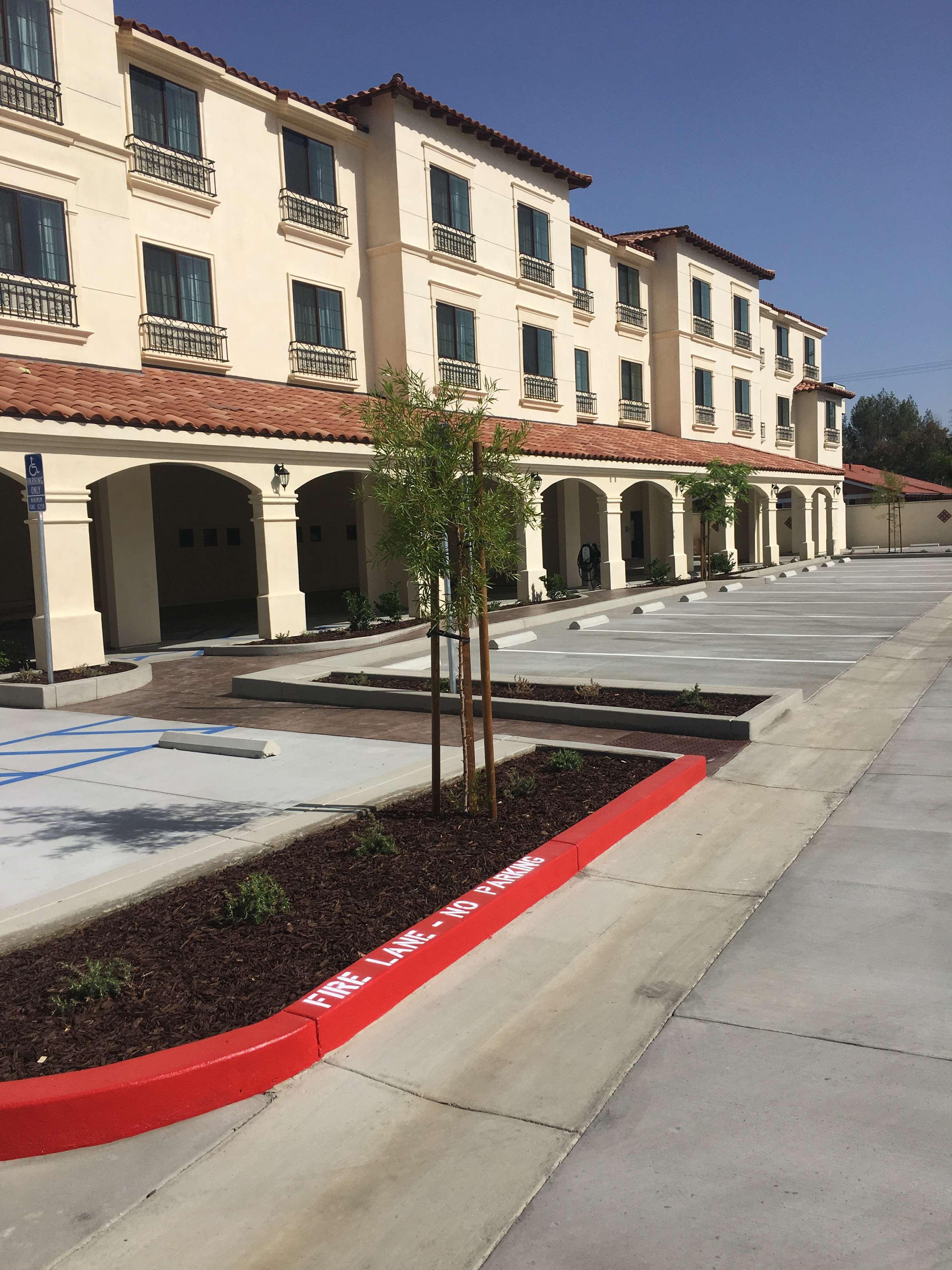 Best Western Plus Temecula Wine Country Hotel & Suites Exterior foto